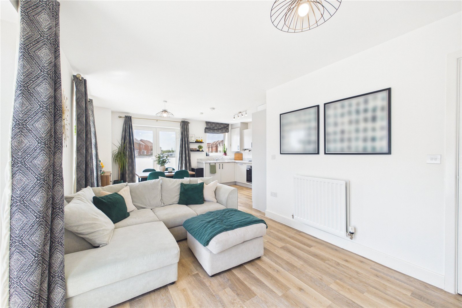 1 bedroom Flat for sale in Shinfield, Reading, Berkshire
