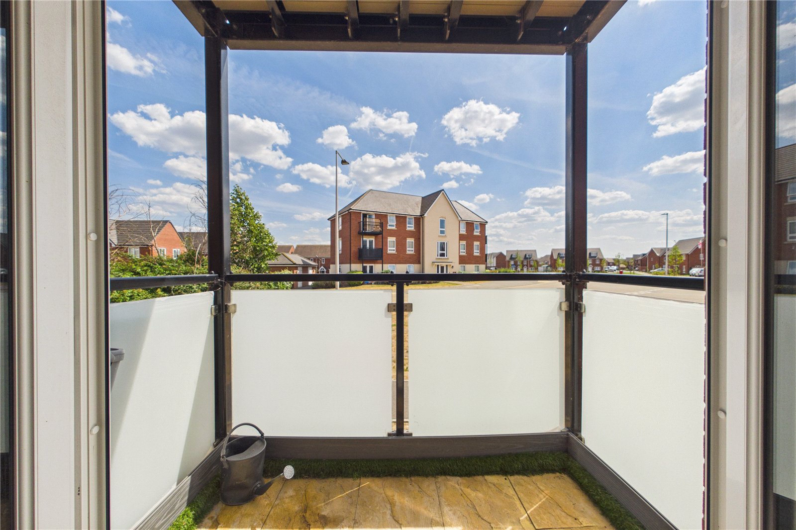 1 bedroom Flat for sale in Shinfield, Reading, Berkshire