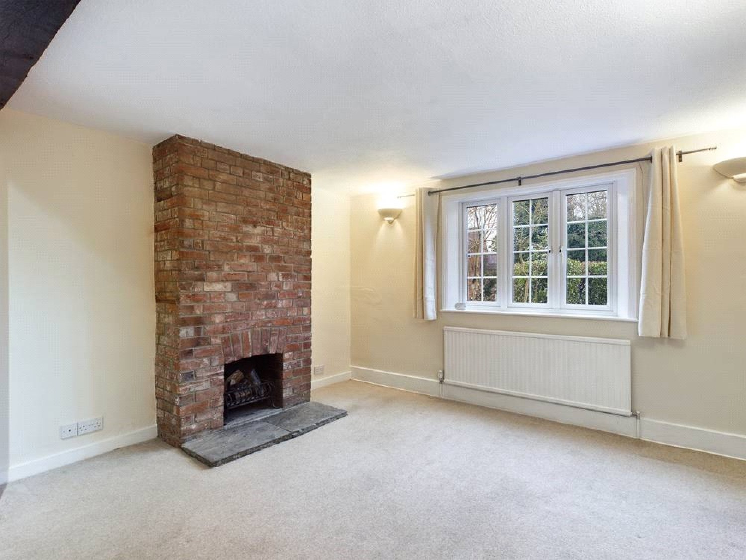 Theale Road, Burghfield, Reading