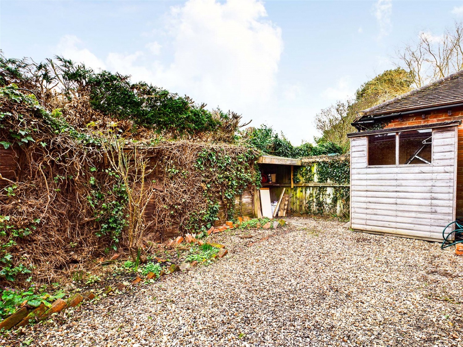 Theale Road, Burghfield, Reading