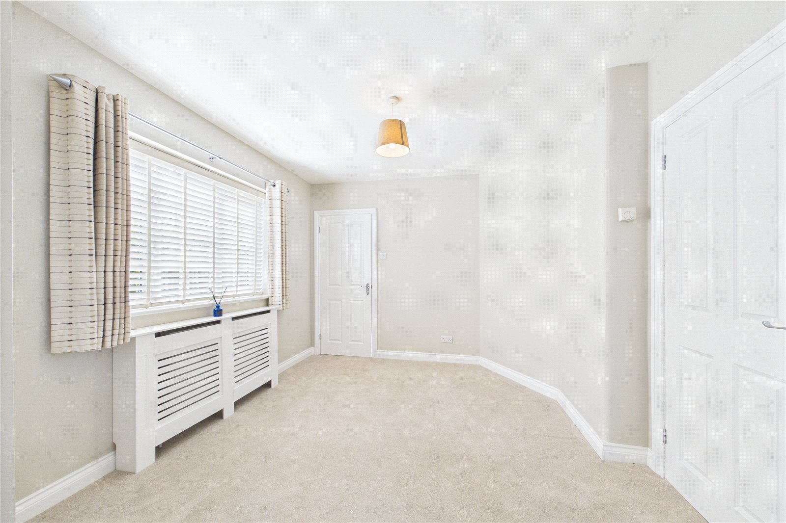 3 bedroom House to let in Goring Lane, Mortimer, Reading