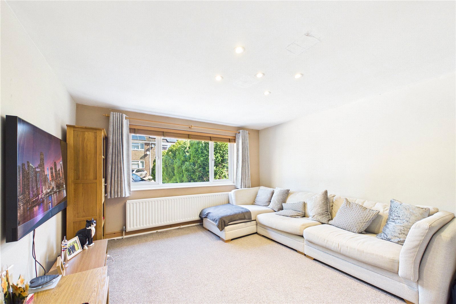 4 bedroom House to let in Basingstoke, Hampshire