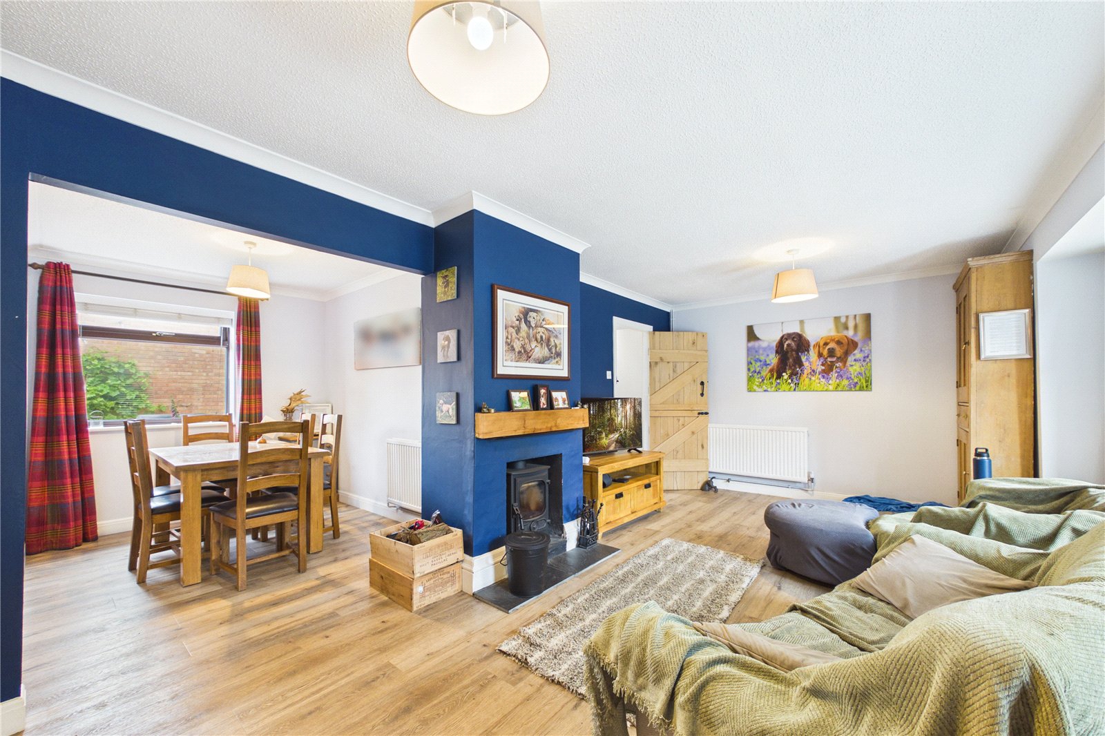 2 bedroom Bungalow to let in Riseley, Reading, Berkshire
