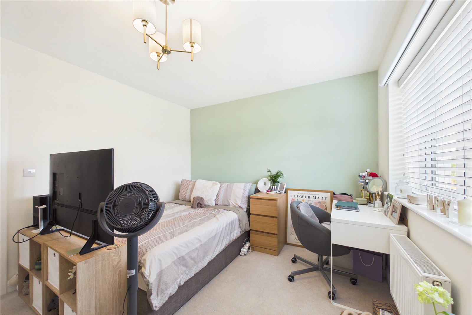 4 bedroom House to let in Bramley, Tadley, Hampshire