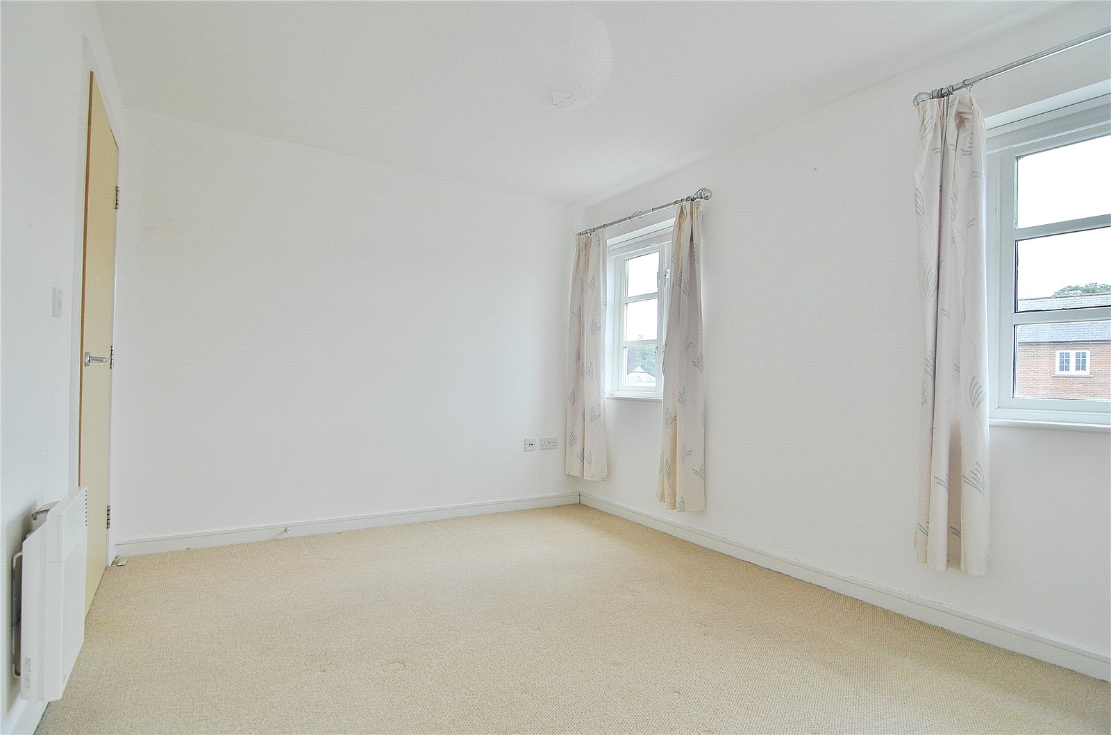 2 bedroom Flat to let in Ebley, Stroud, Gloucestershire