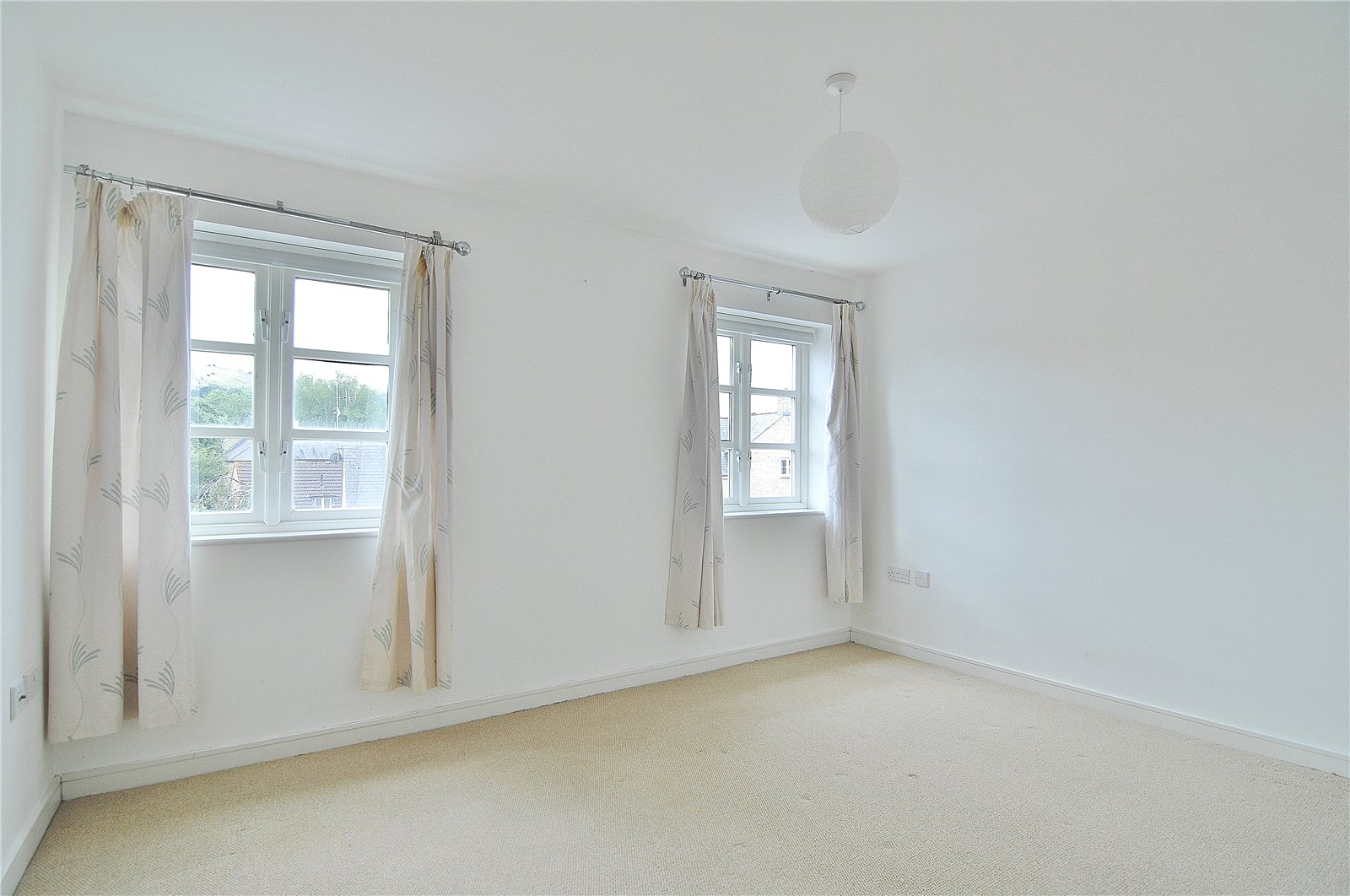 2 bedroom Flat to let in Ebley, Stroud, Gloucestershire