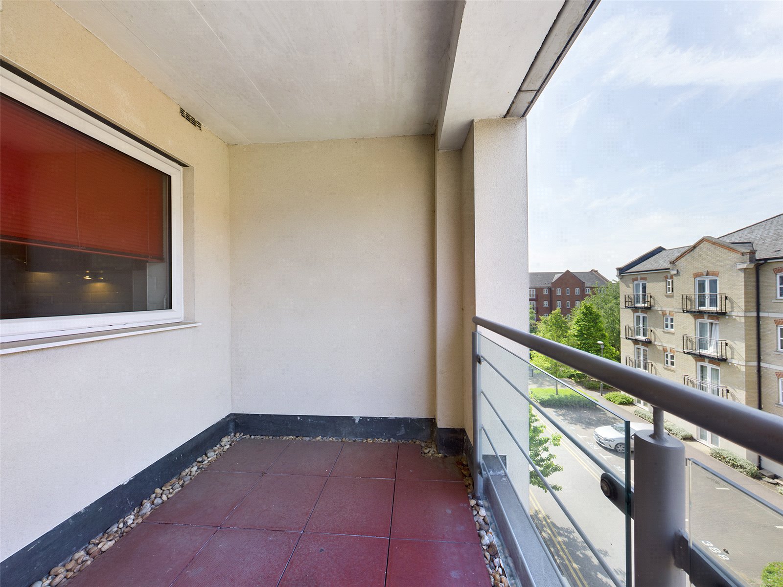 2 bedroom Flat to let in Aylesbury