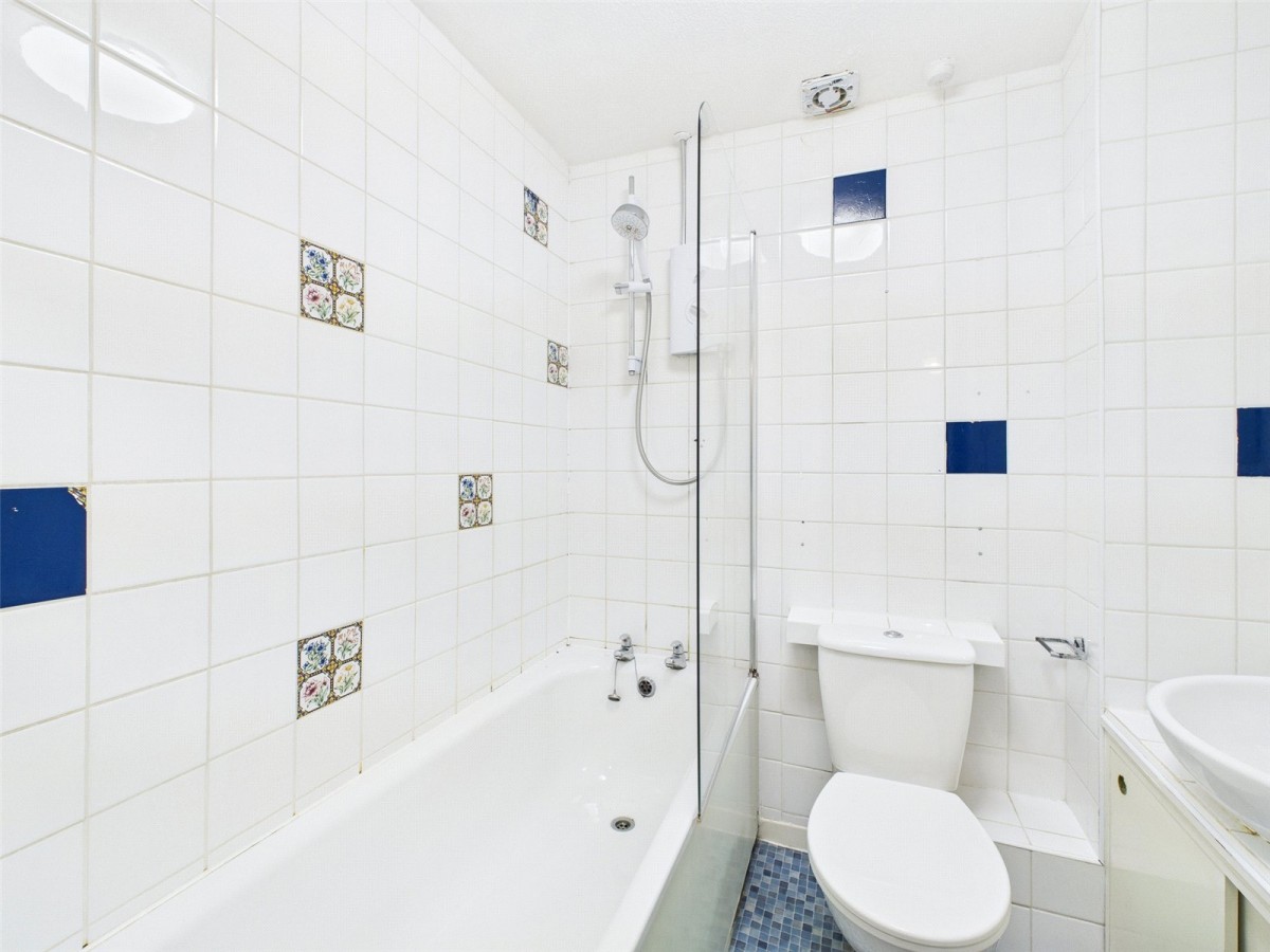 Haddenham, Aylesbury