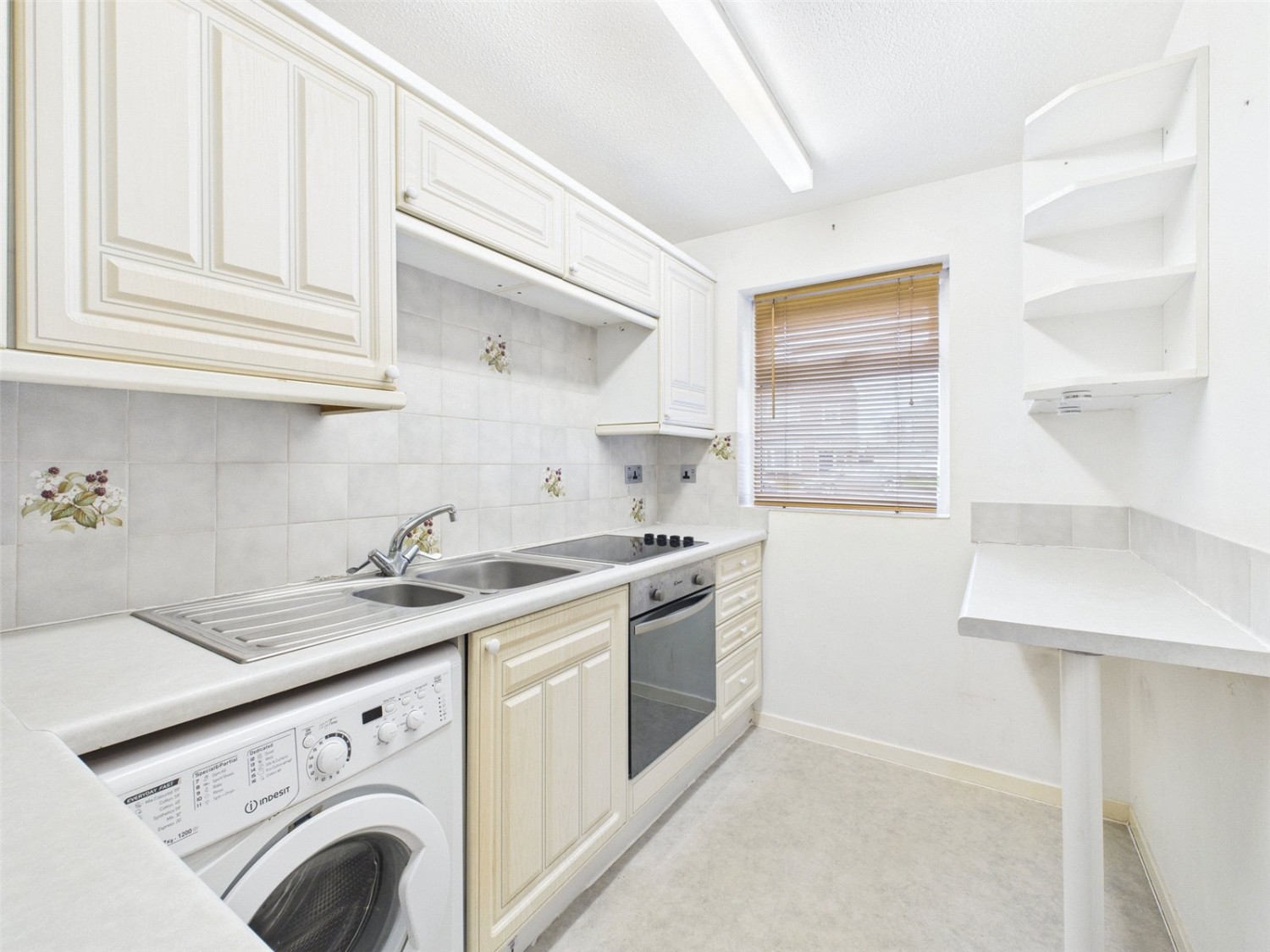 Haddenham, Aylesbury