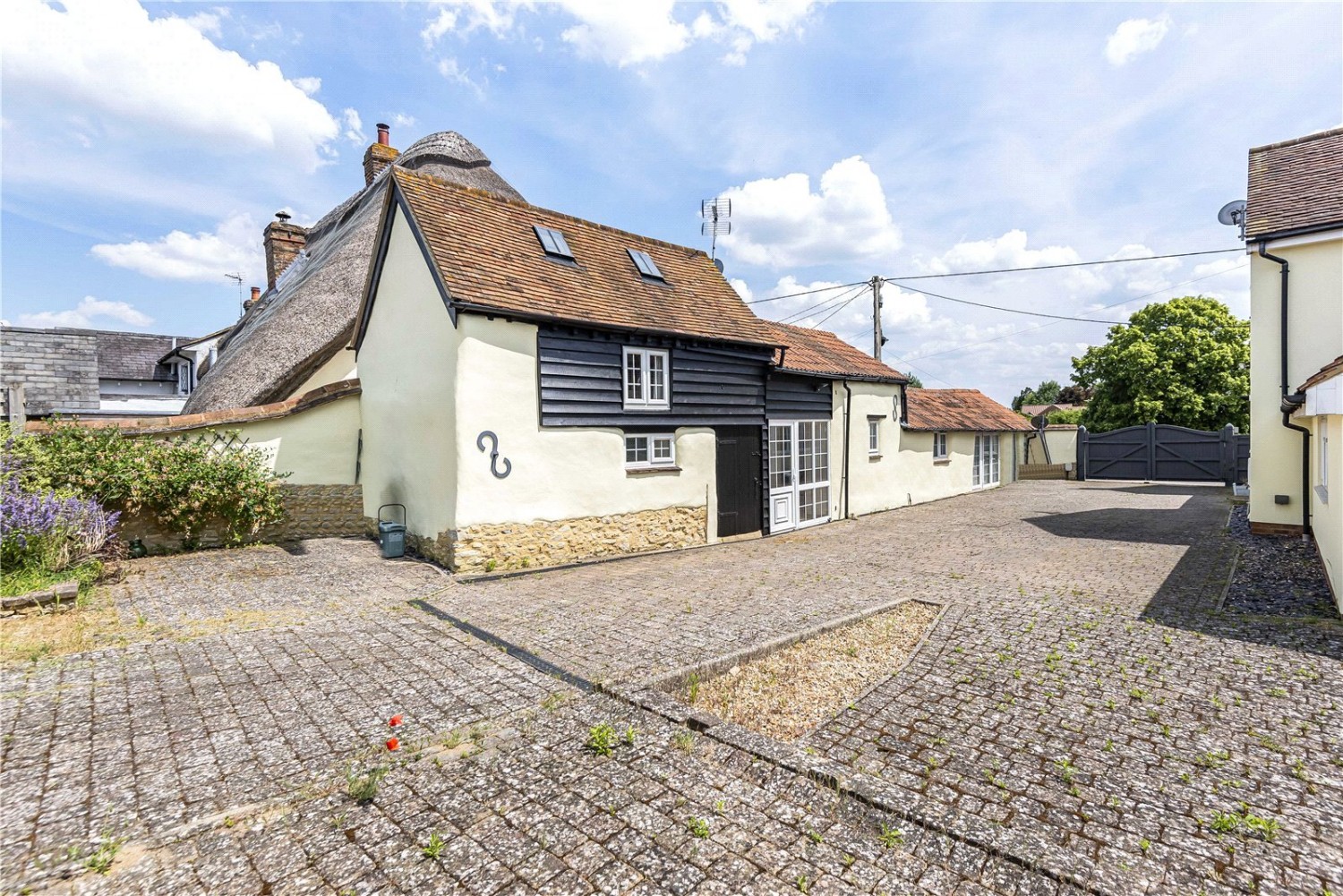 Haddenham, Aylesbury
