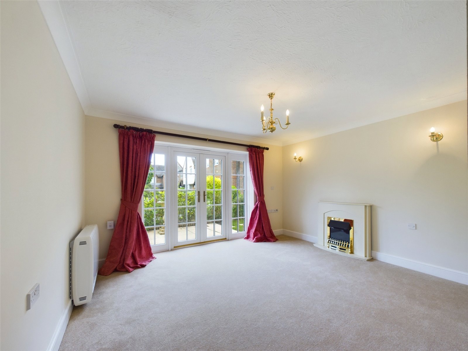 2 bedroom Flat to let in Chinnor, Oxfordshire