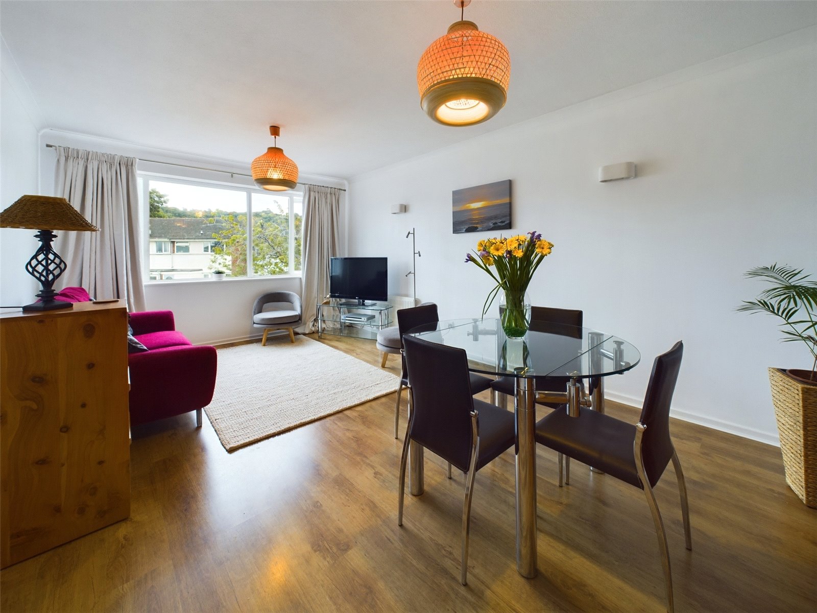 3 bedroom Flat to let in Greenwood Meadow, Chinnor