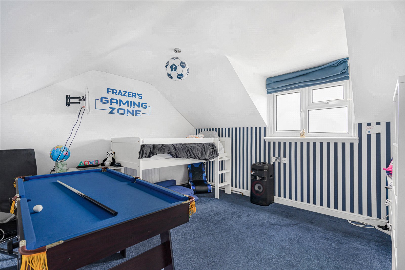 5 bedroom Bungalow for sale in Bledlow Ridge, High Wycombe, Buckinghamshire