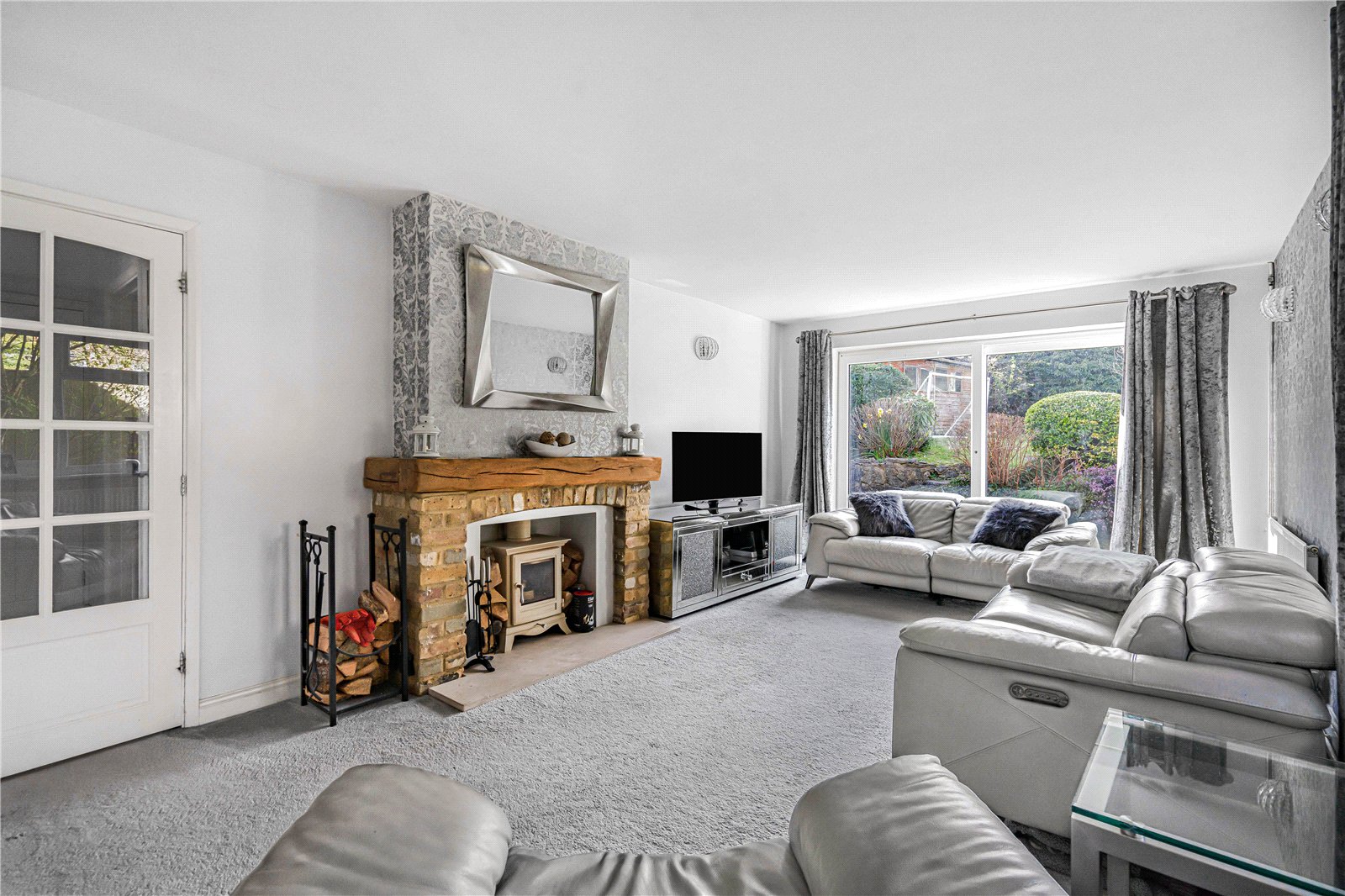 5 bedroom Bungalow for sale in Bledlow Ridge, High Wycombe, Buckinghamshire