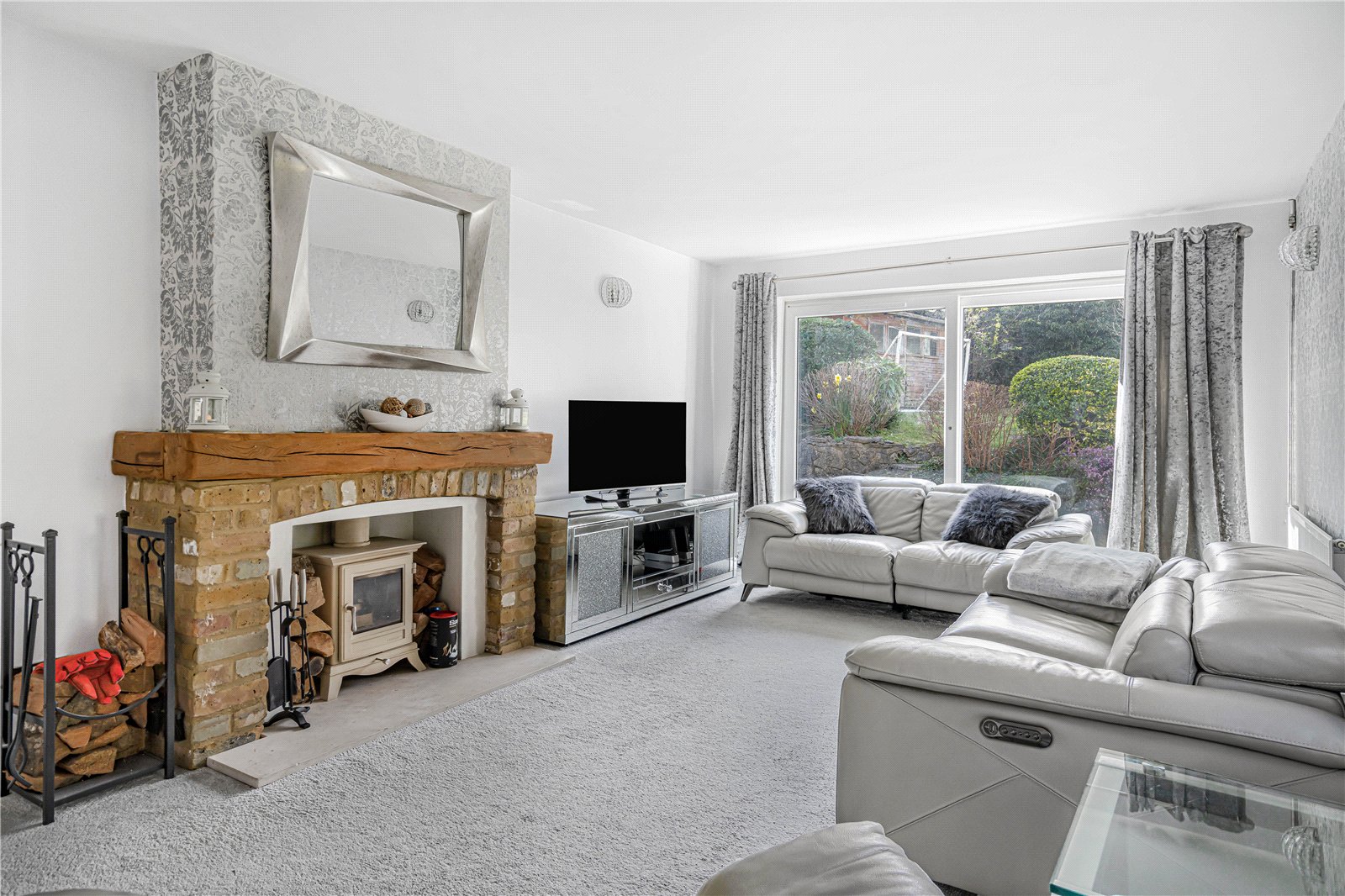 5 bedroom Bungalow for sale in Bledlow Ridge, High Wycombe, Buckinghamshire
