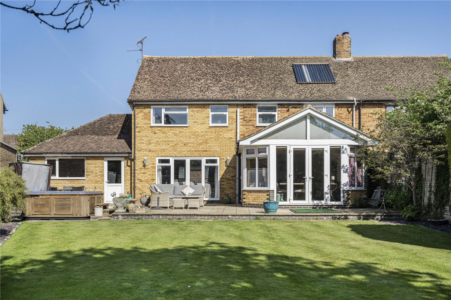 Haddenham, Aylesbury, Buckinghamshire