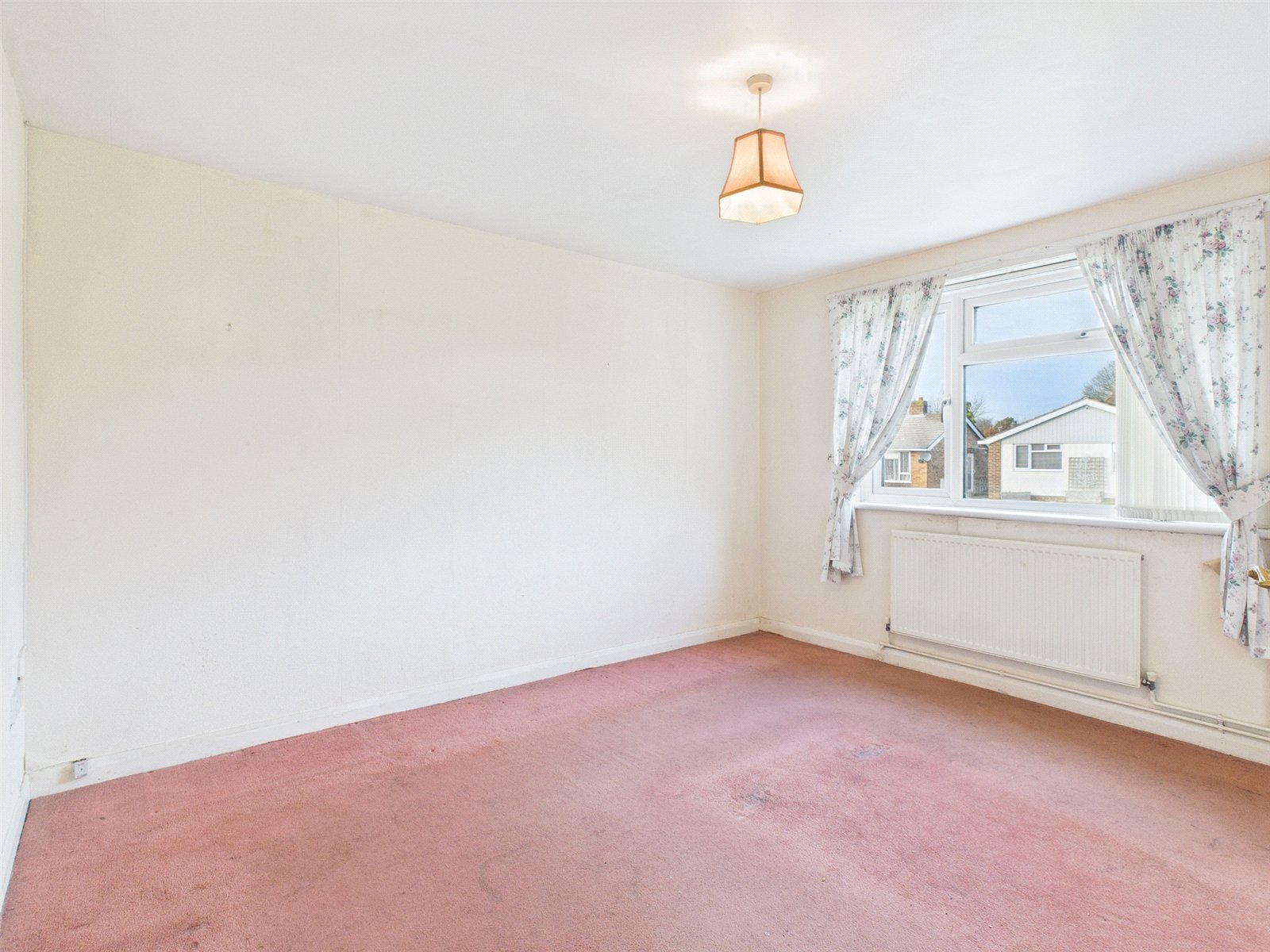 2 bedroom Bungalow for sale in Watlington, Oxfordshire