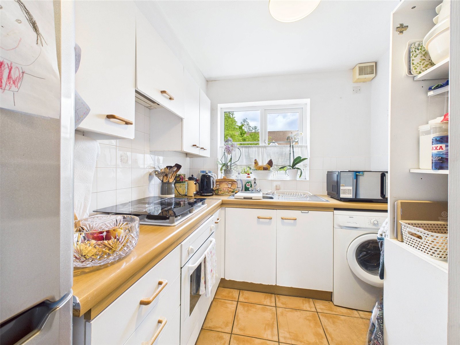 1 bedroom Flat for sale in Haddenham, Aylesbury, Buckinghamshire