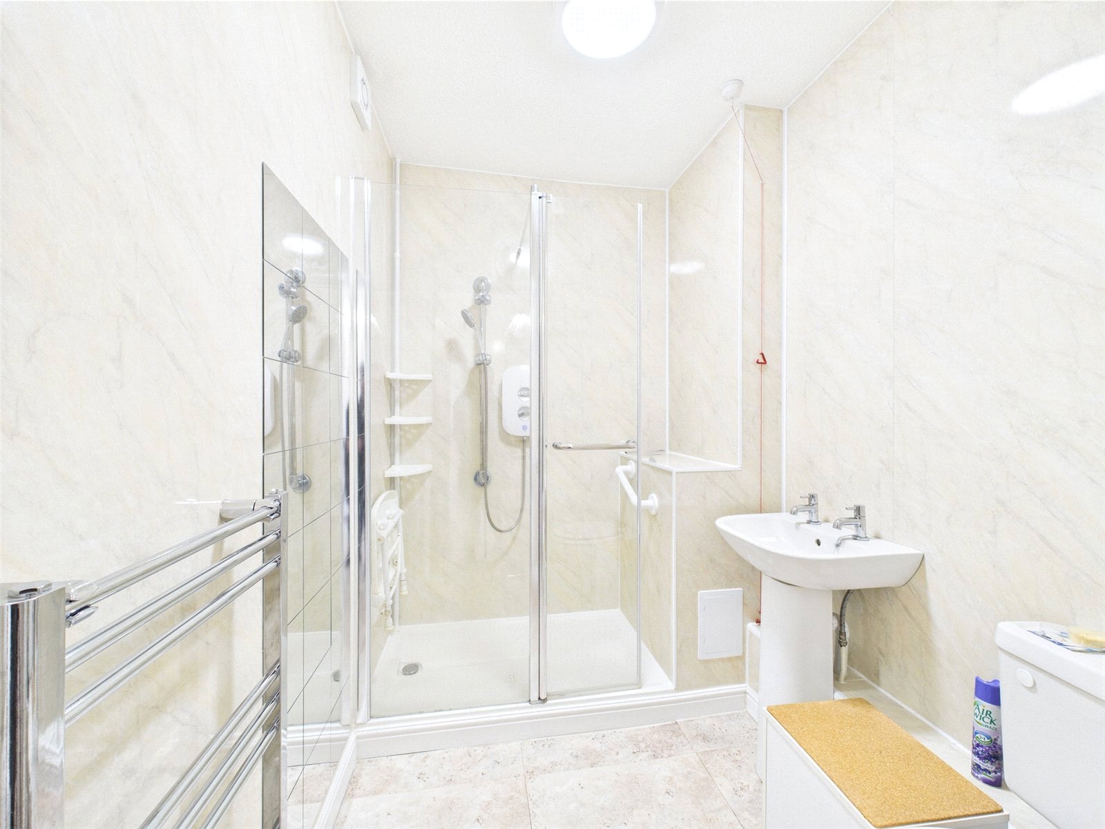 1 bedroom Flat for sale in Thame, Oxfordshire