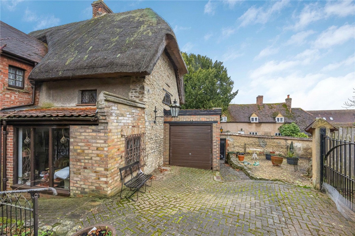 Haddenham, Aylesbury, Buckinghamshire