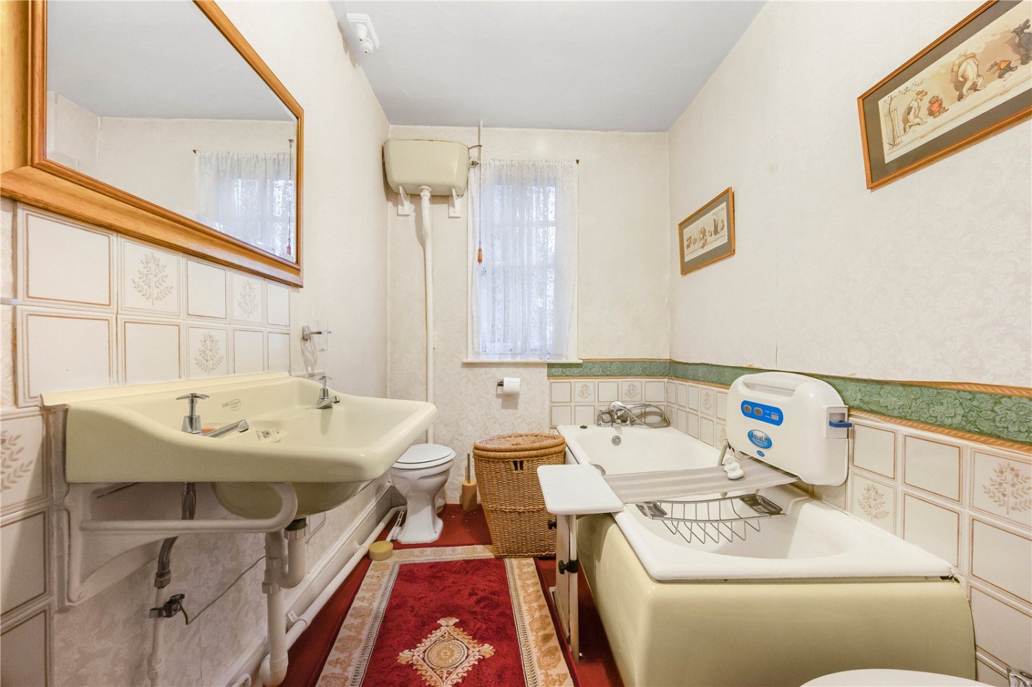 Haddenham, Aylesbury, Buckinghamshire