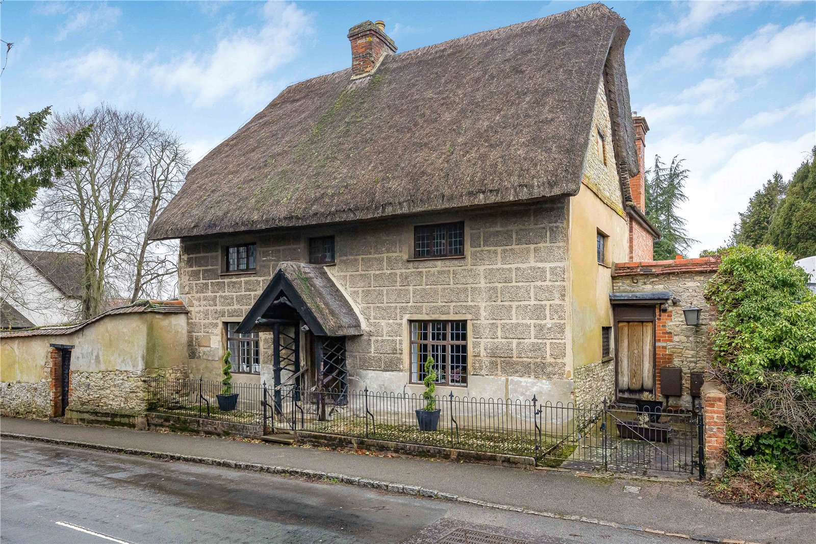 3 bedroom House for sale in Haddenham, Aylesbury, Buckinghamshire