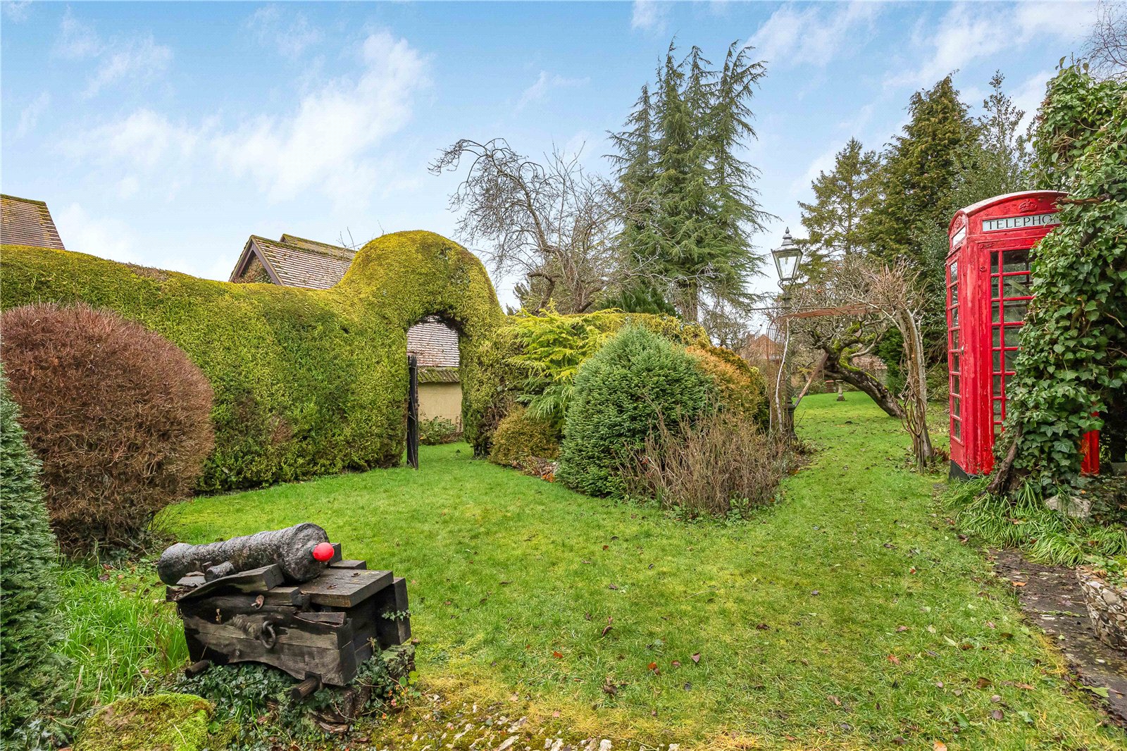 3 bedroom House for sale in Haddenham, Aylesbury, Buckinghamshire