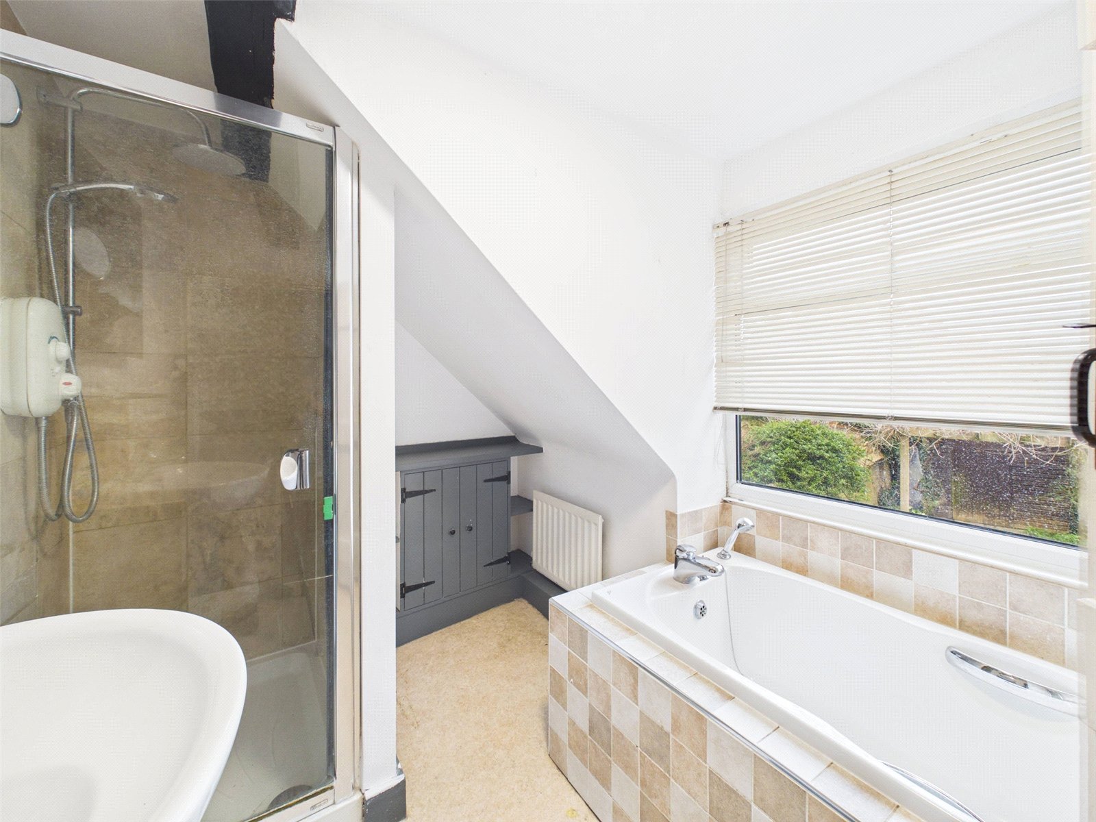 3 bedroom House for sale in Haddenham, Aylesbury