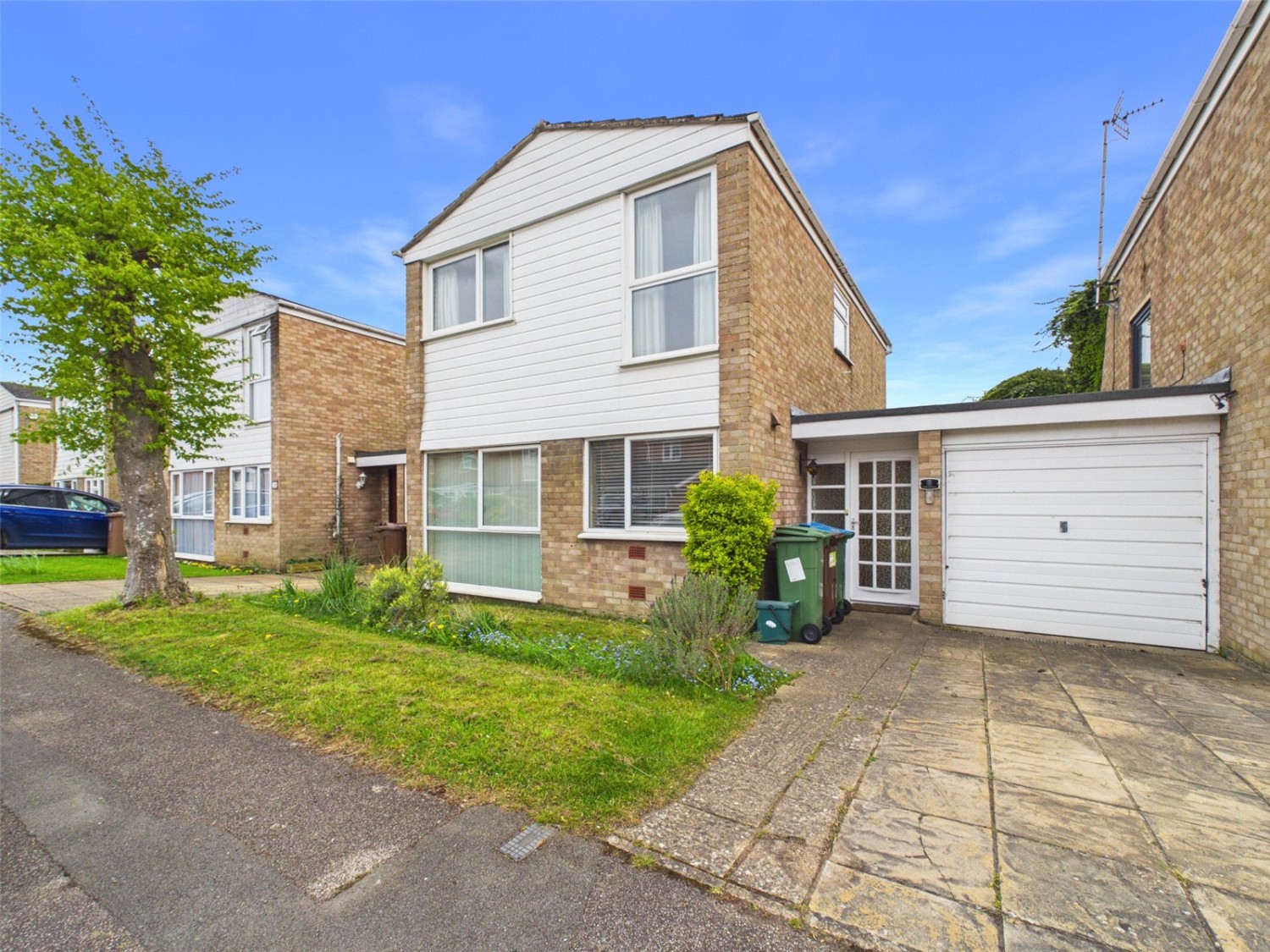 Haddenham, Aylesbury