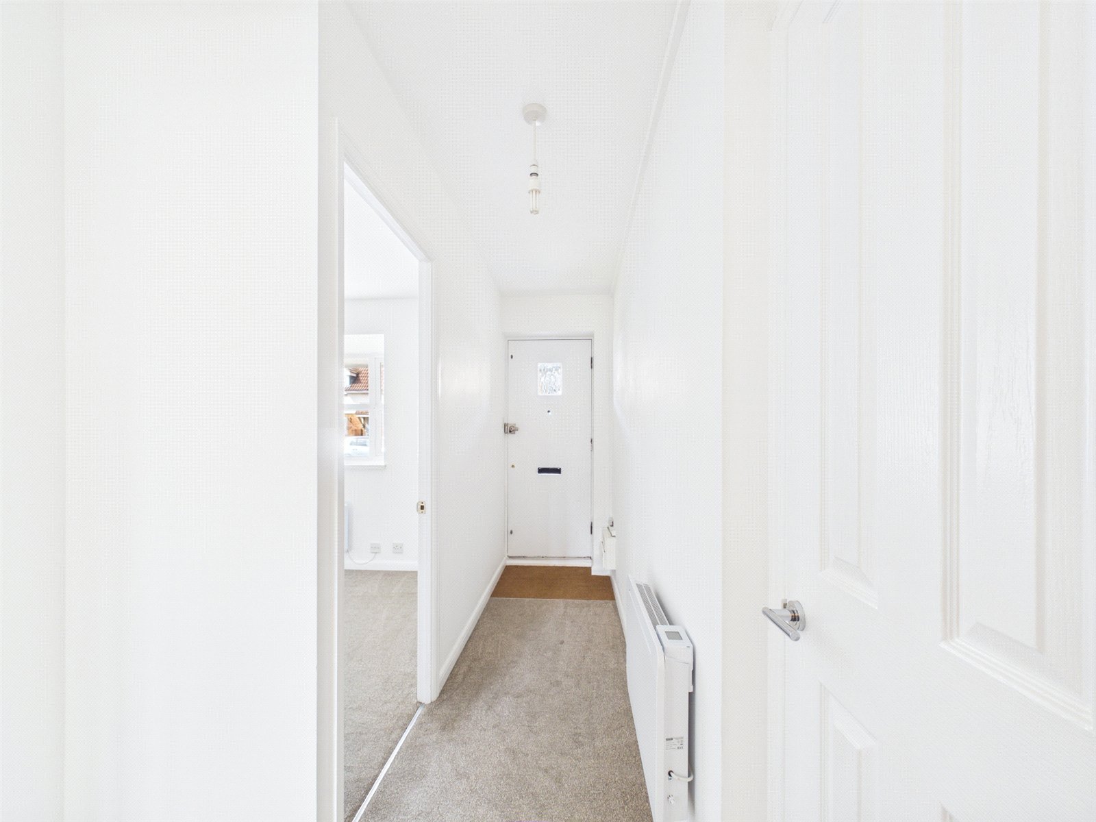1 bedroom Flat for sale in Haddenham, Aylesbury, Buckinghamshire