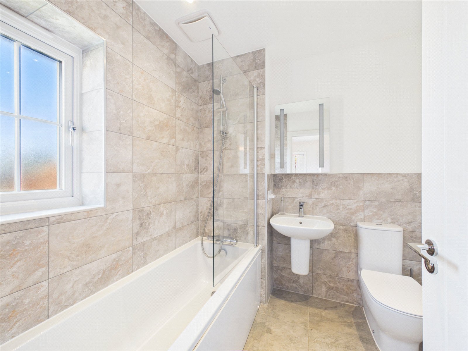 3 bedroom House for sale in Haddenham, Aylesbury, Buckinghamshire