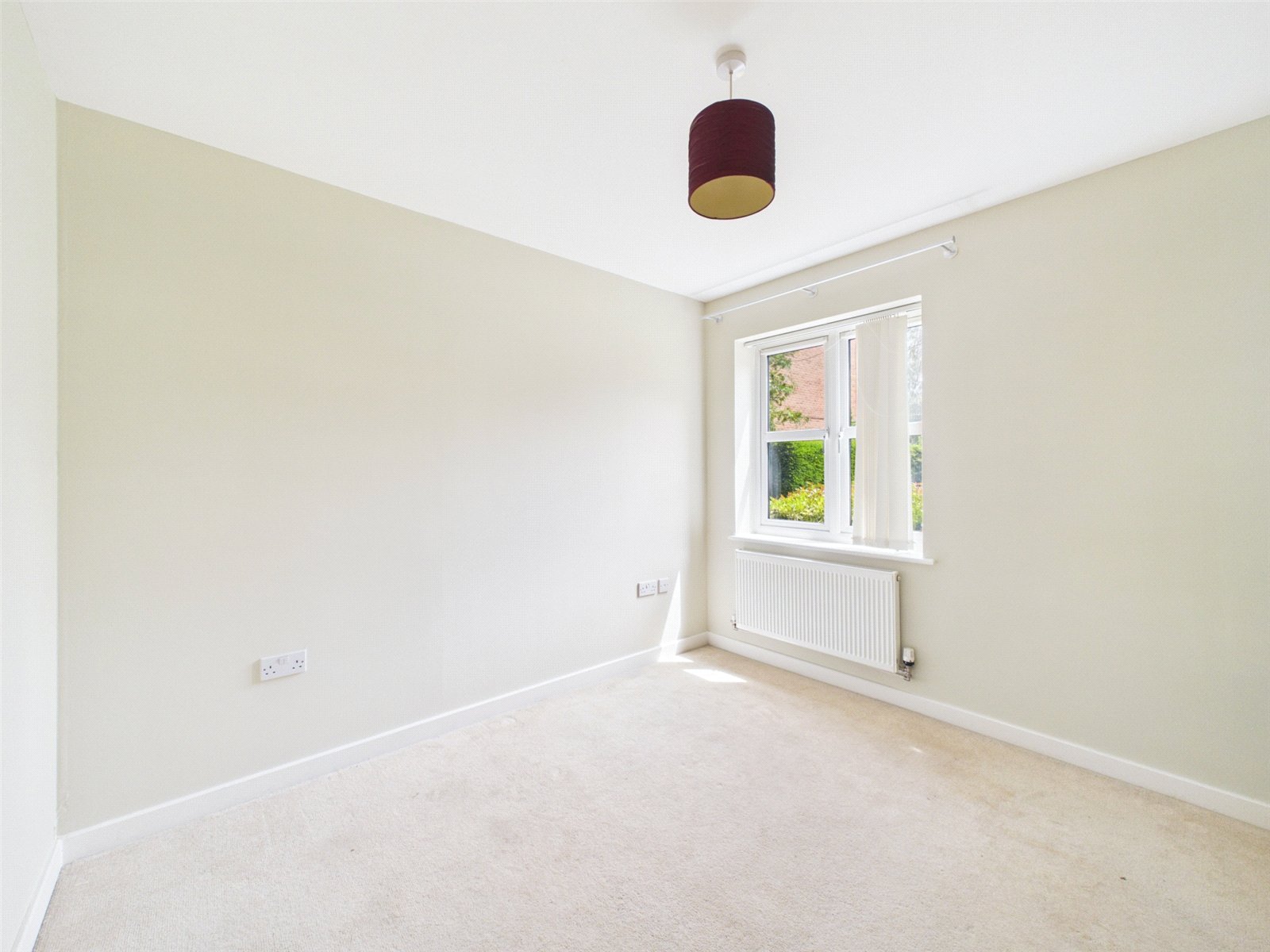 2 bedroom Flat to let in Chinnor, Oxfordshire
