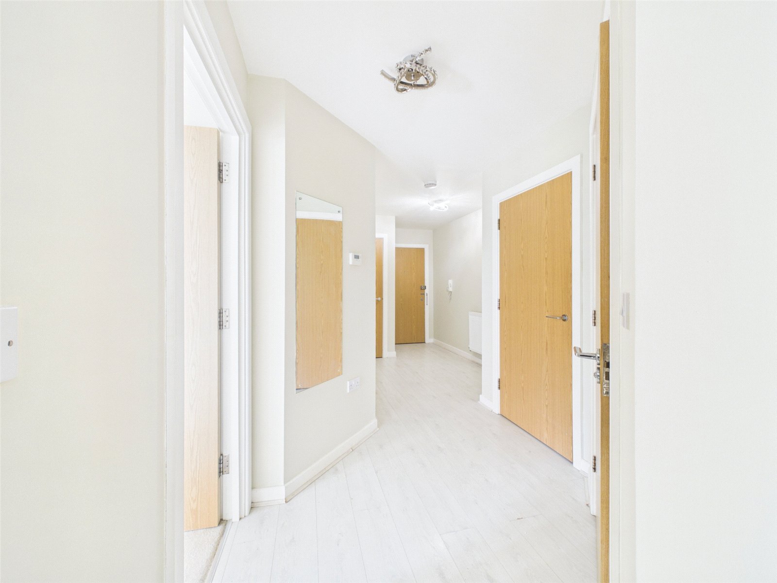 2 bedroom Flat to let in Chinnor, Oxfordshire