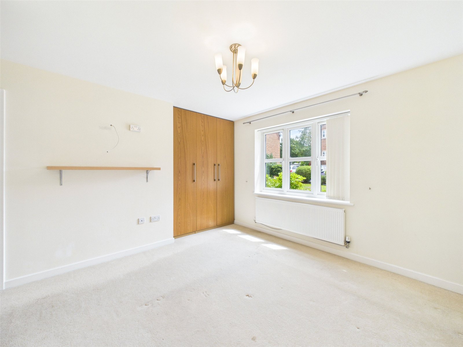 2 bedroom Flat to let in Chinnor, Oxfordshire
