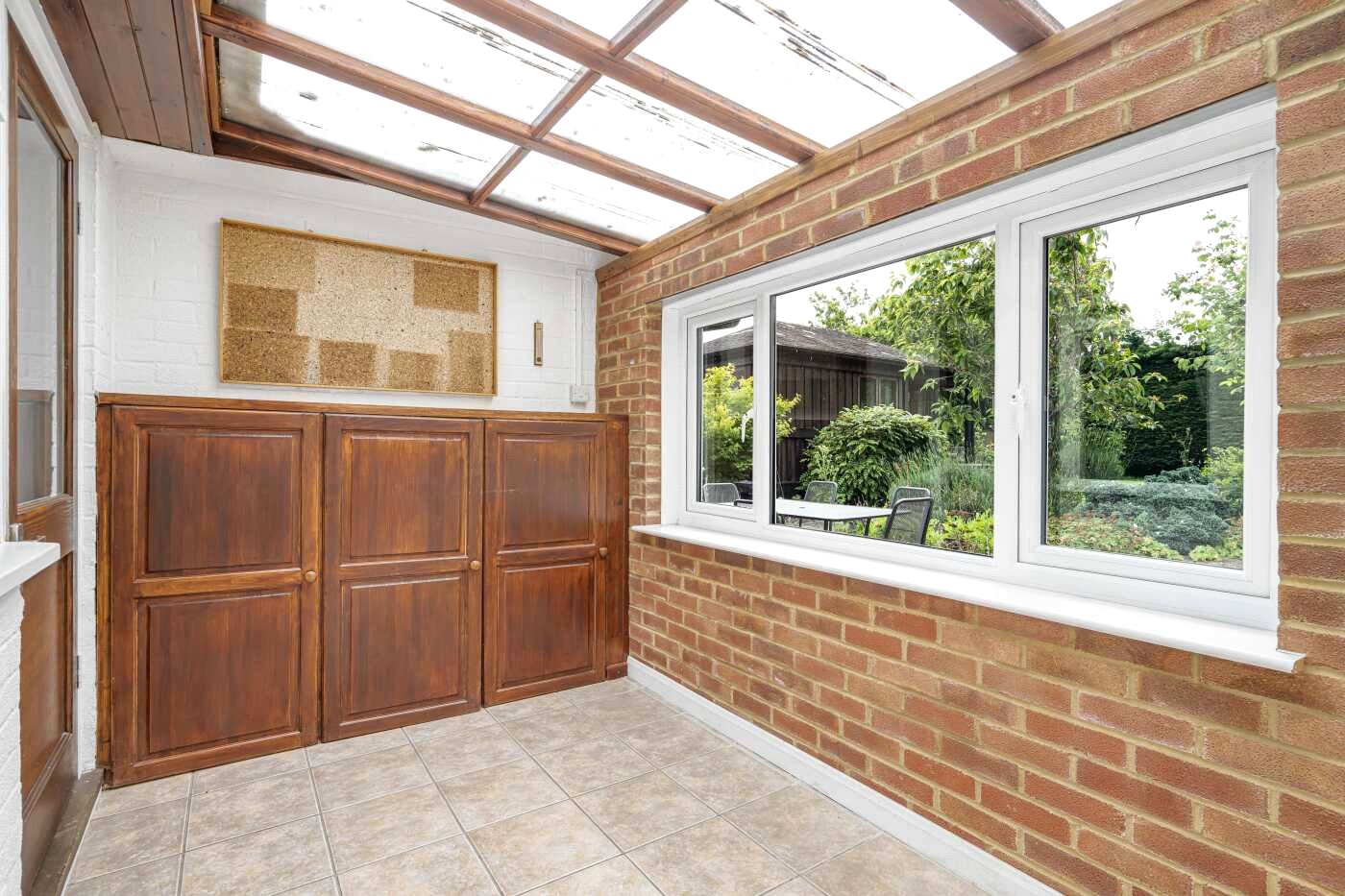 3 bedroom Bungalow for sale in Haddenham, Aylesbury, Buckinghamshire
