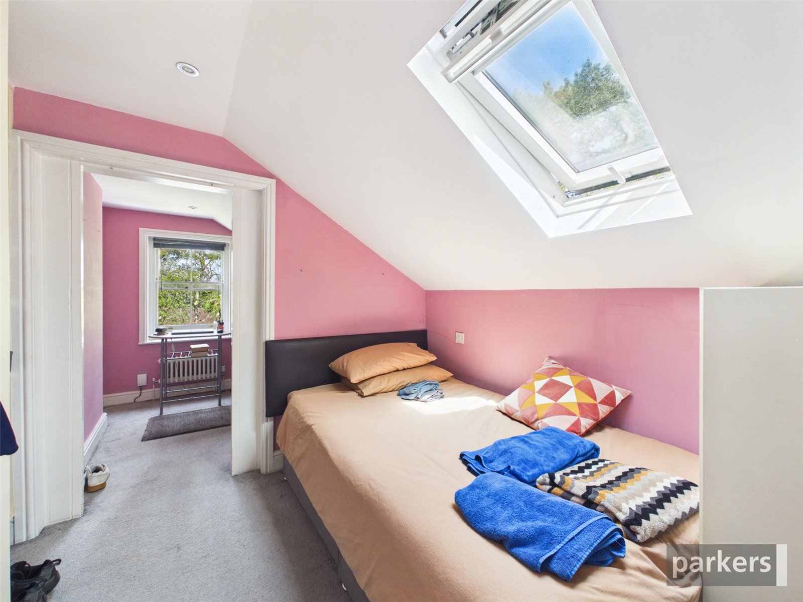 8 bedroom House for sale in Earley, Reading, Berkshire