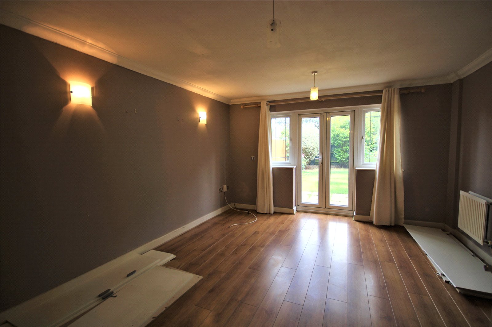 2 bedroom House to let in Earley, Reading, Berkshire