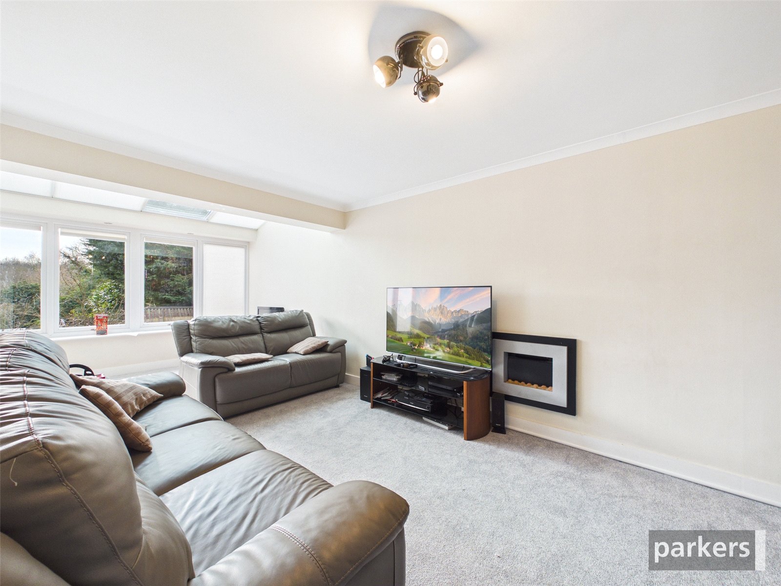 4 bedroom House for sale in Lower Earley, Reading