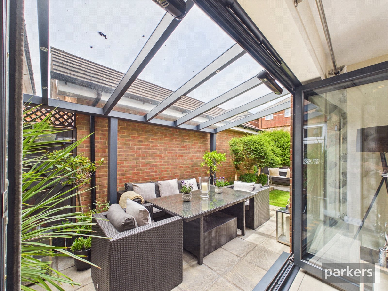 5 bedroom House for sale in Earley, Reading
