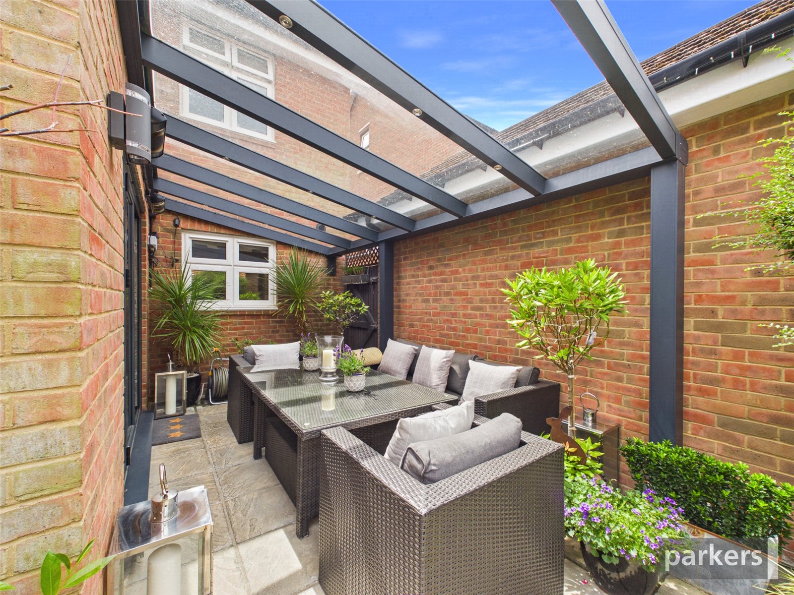 5 bedroom House for sale in Earley, Reading
