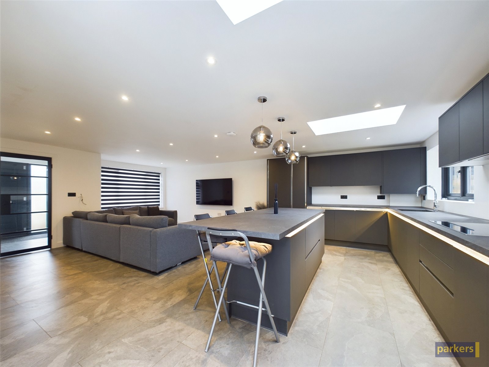 5 bedroom House for sale in Earley, Reading, Berkshire