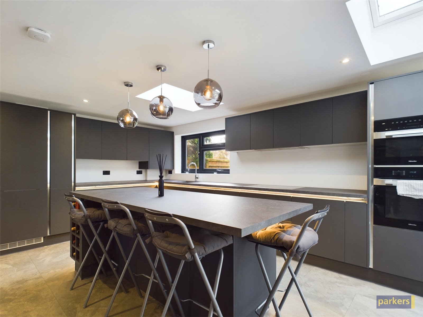 5 bedroom House for sale in Earley, Reading, Berkshire