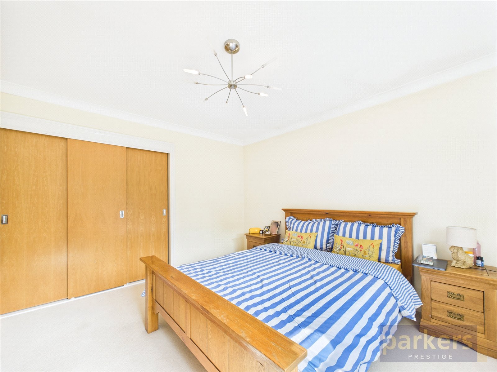 5 bedroom House for sale in Lower Earley, Reading, Berkshire