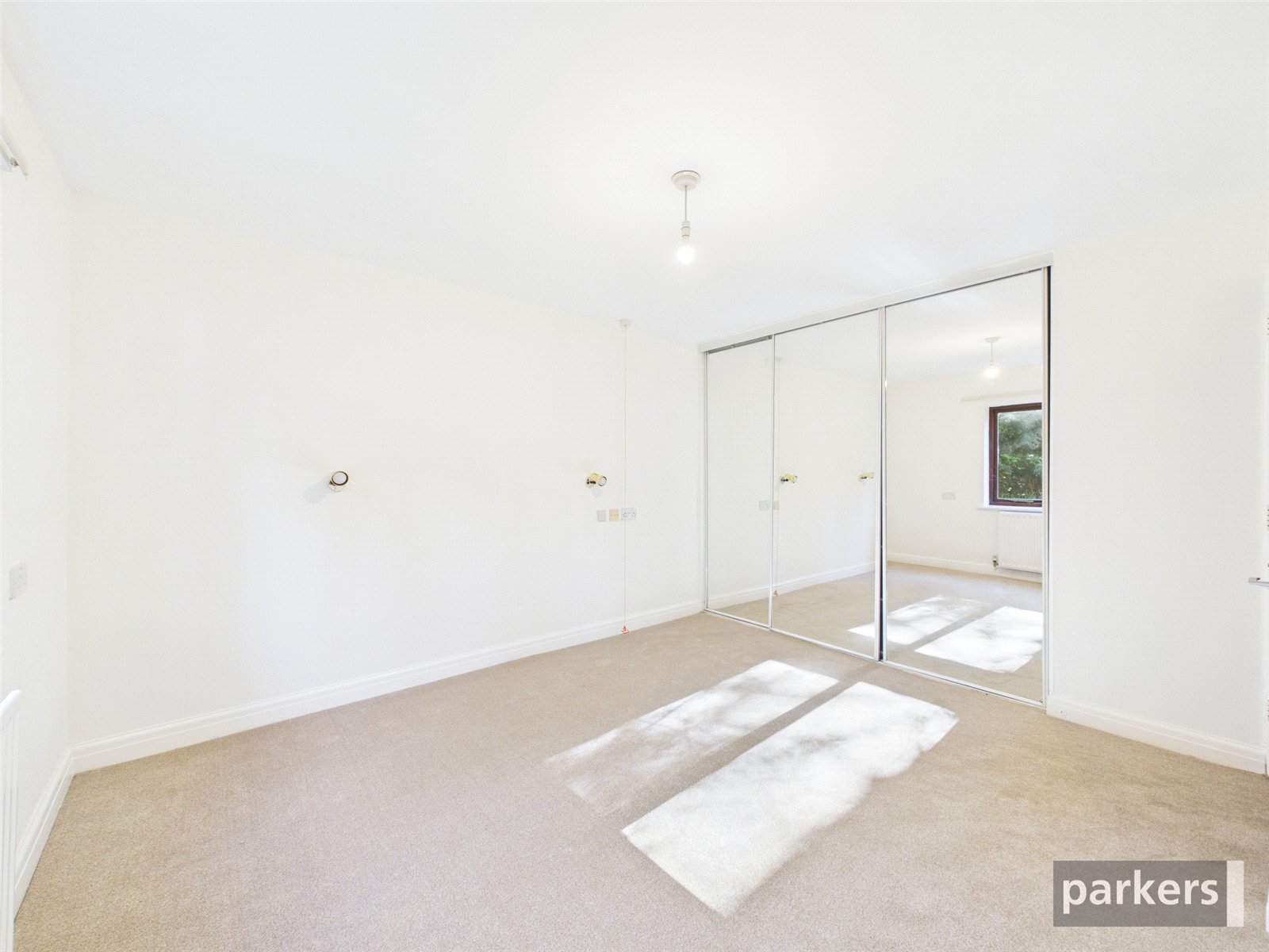 2 bedroom Flat for sale in Reading, Berkshire