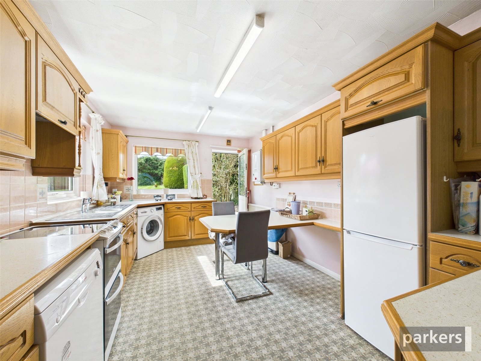 3 bedroom Bungalow for sale in Earley, Reading, Berkshire