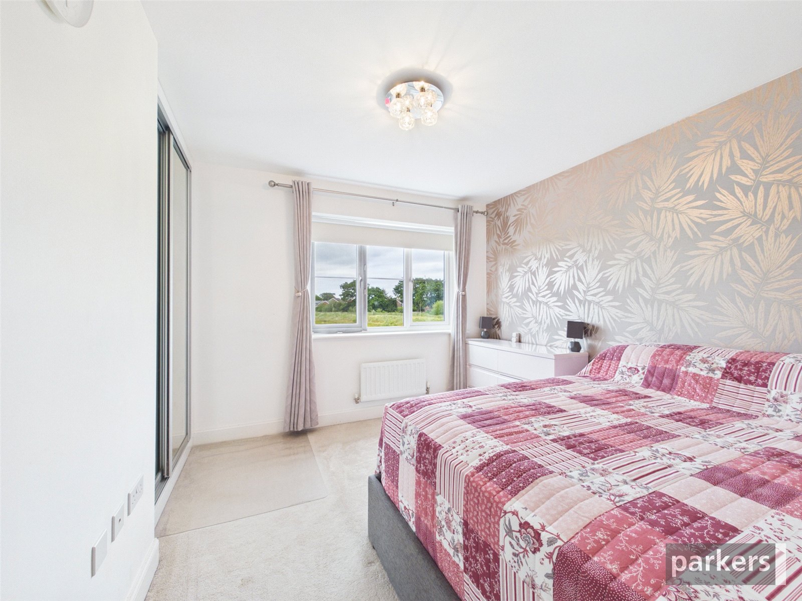 4 bedroom House for sale in Winnersh, Wokingham, Berkshire