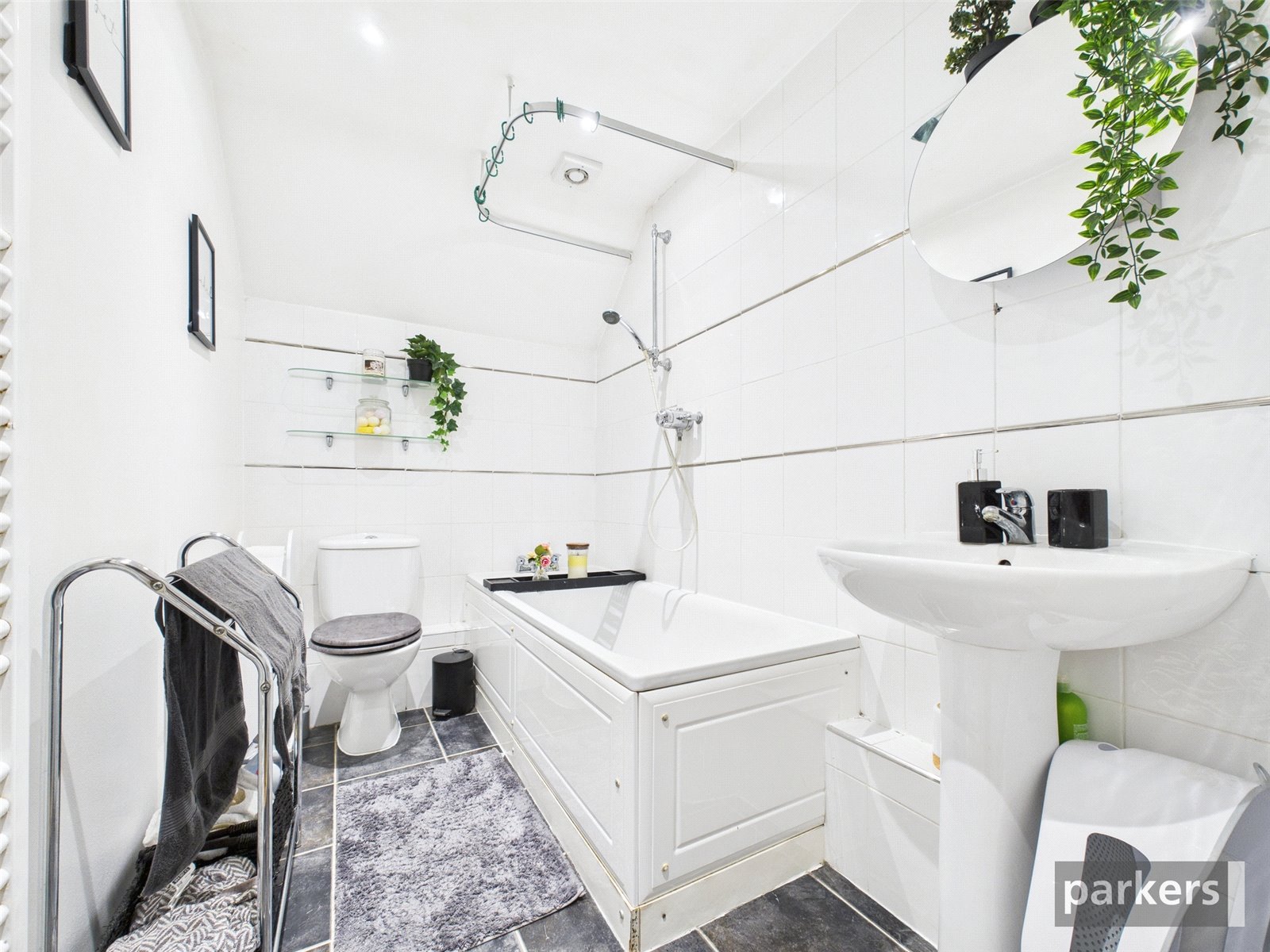 2 bedroom Flat for sale in Wokingham Road, Berkshire