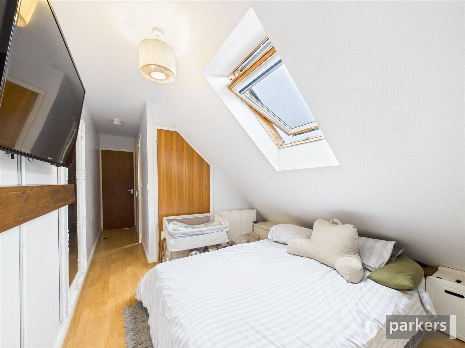 2 bedroom Flat for sale in Wokingham Road, Berkshire