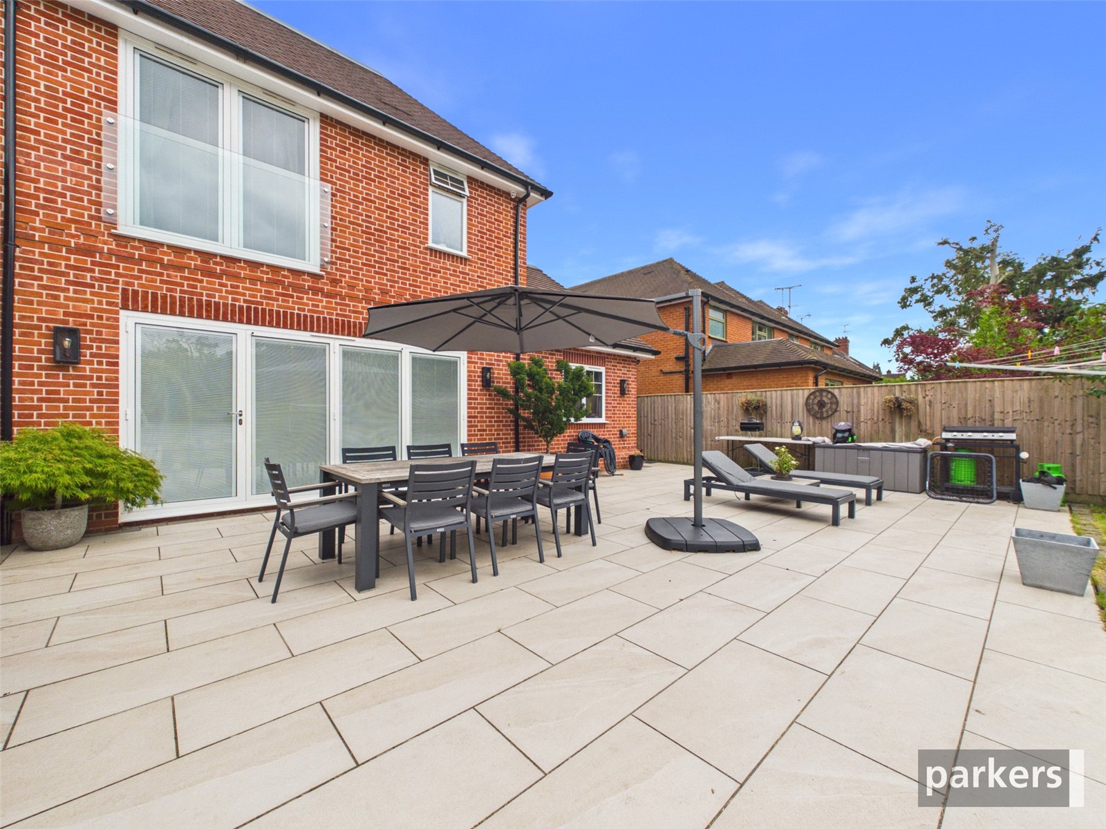 5 bedroom House for sale in Earley, Wokingham