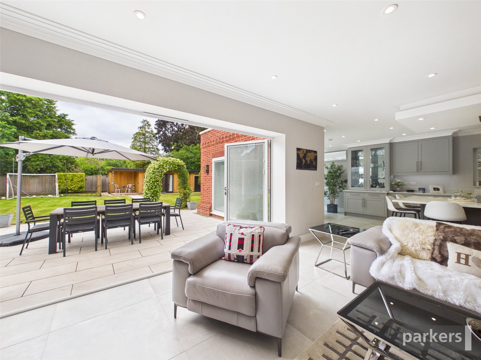 5 bedroom House for sale in Earley, Wokingham